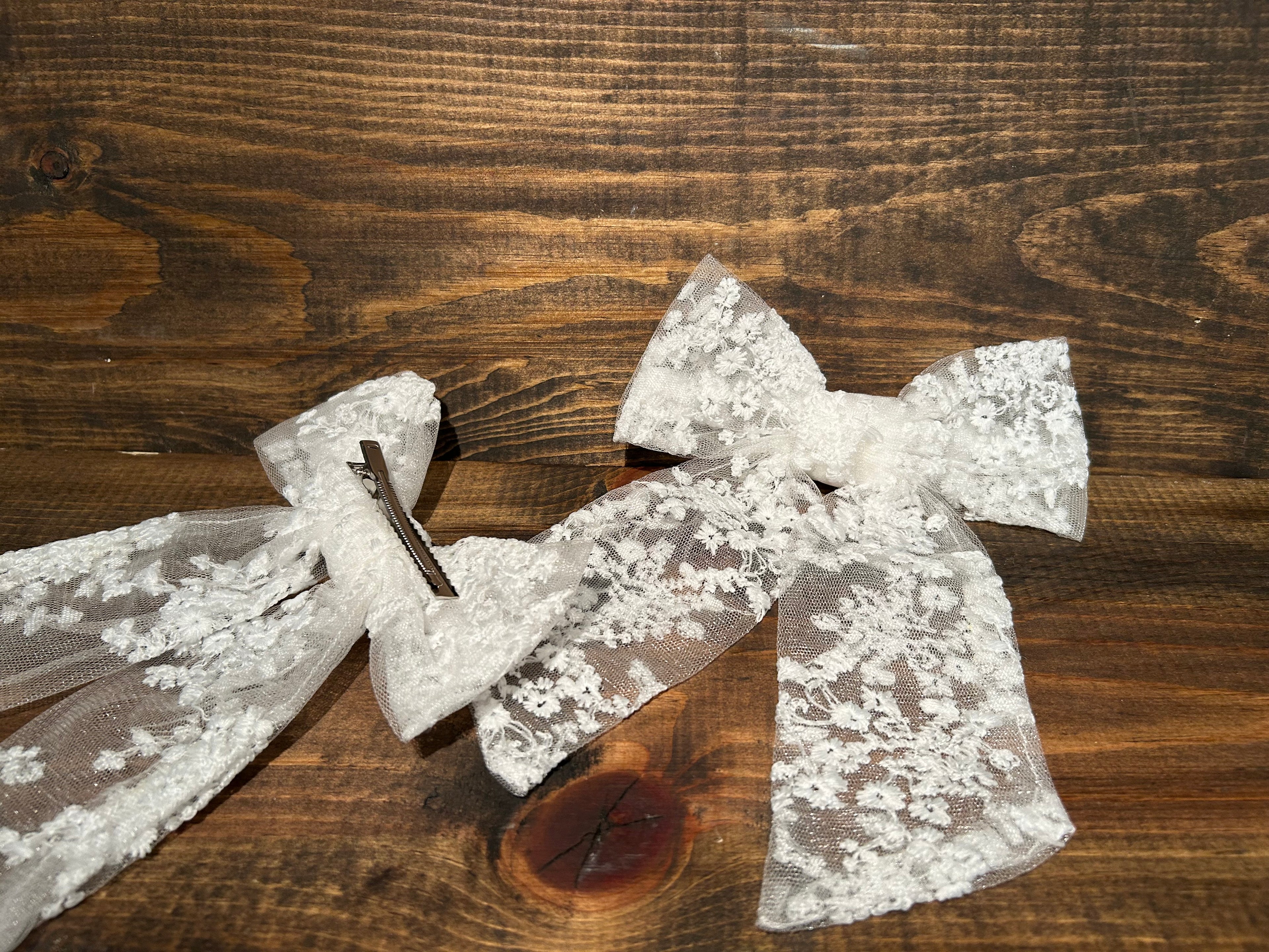 Picking wildflowers - hair bow