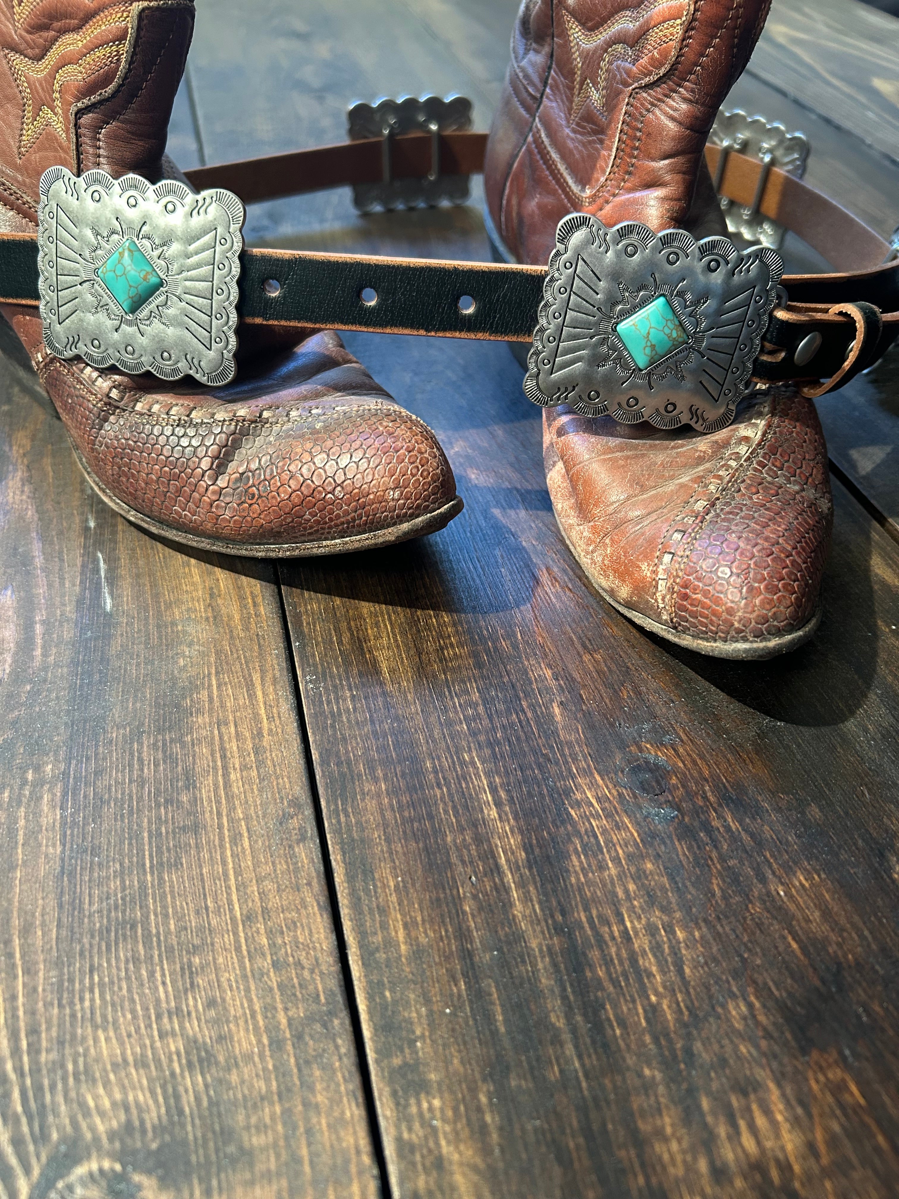 The rodeo rose - genuine leather belt
