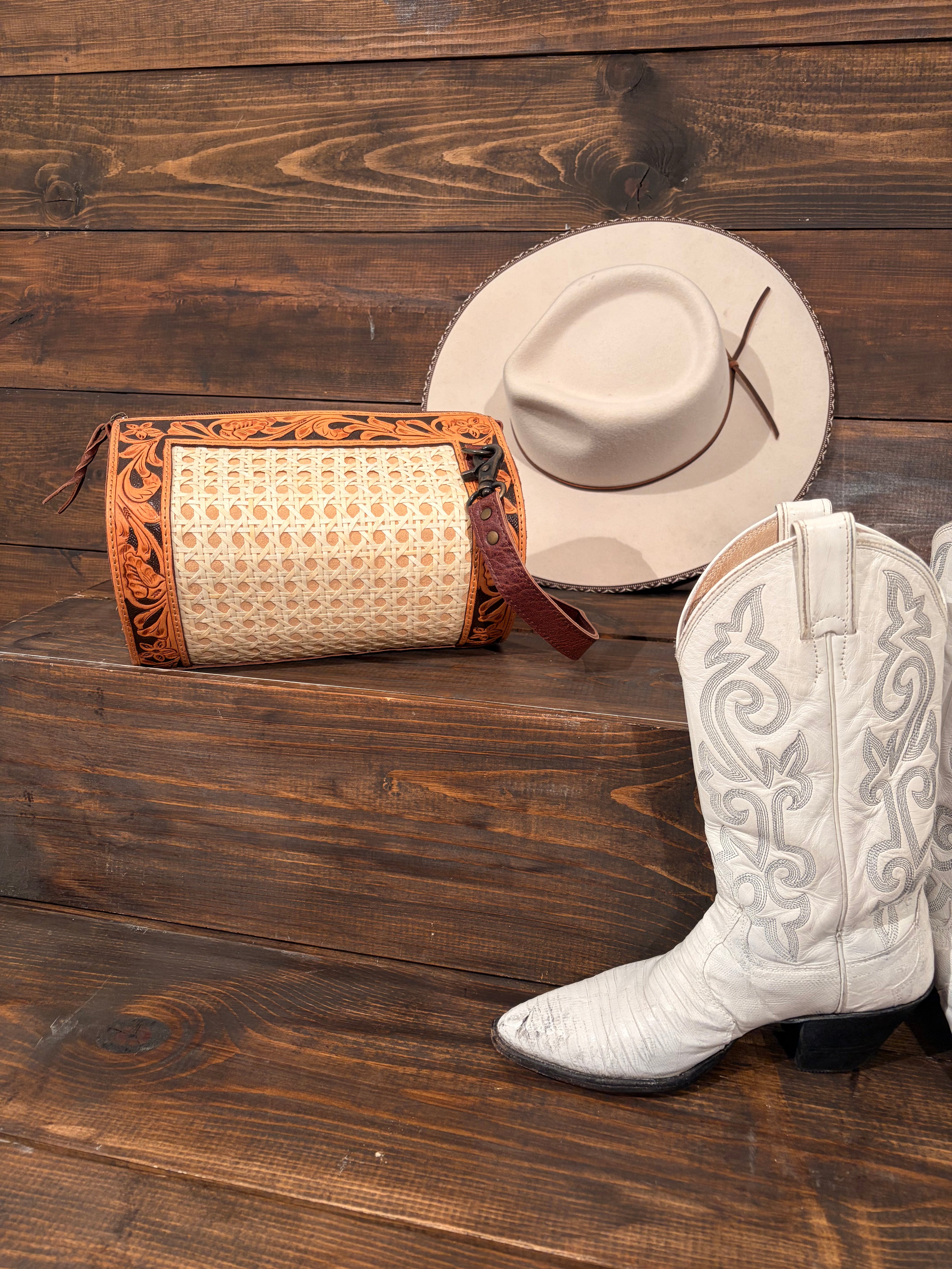 The wander west - crossbody
