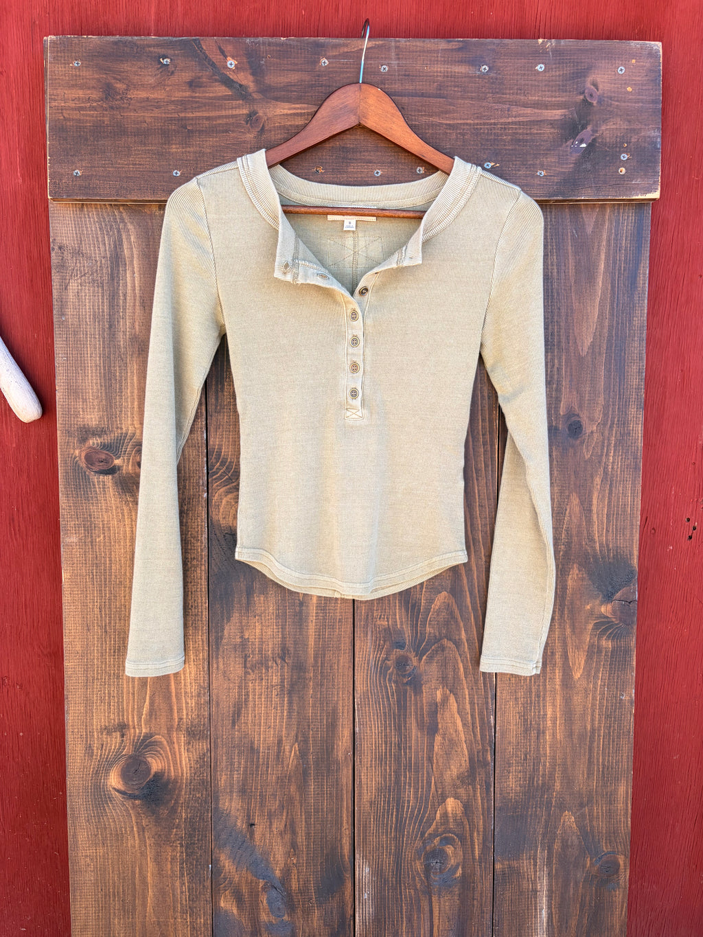 Everyday range - long sleeve staple