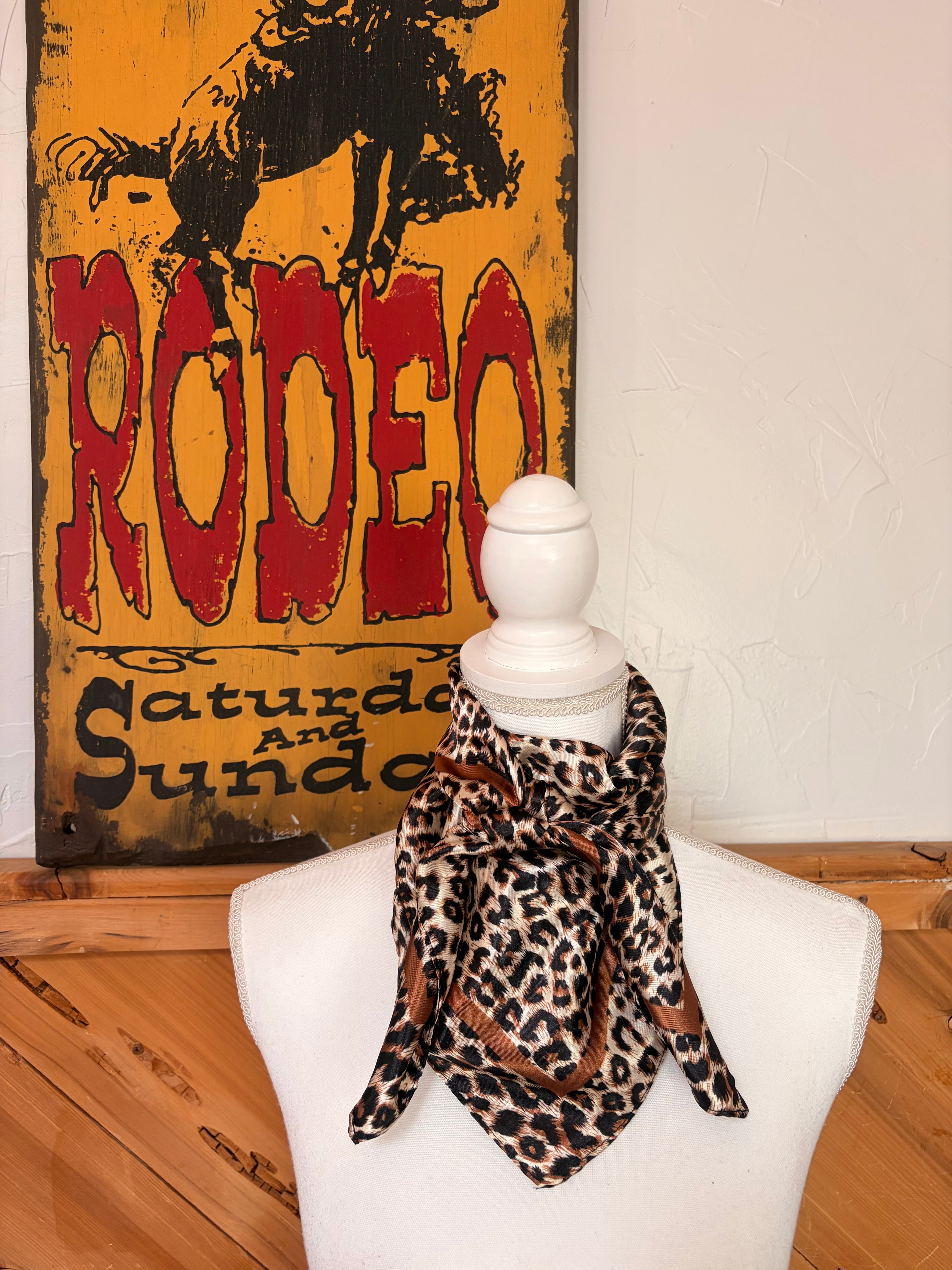 Tan leopard - wild rag
