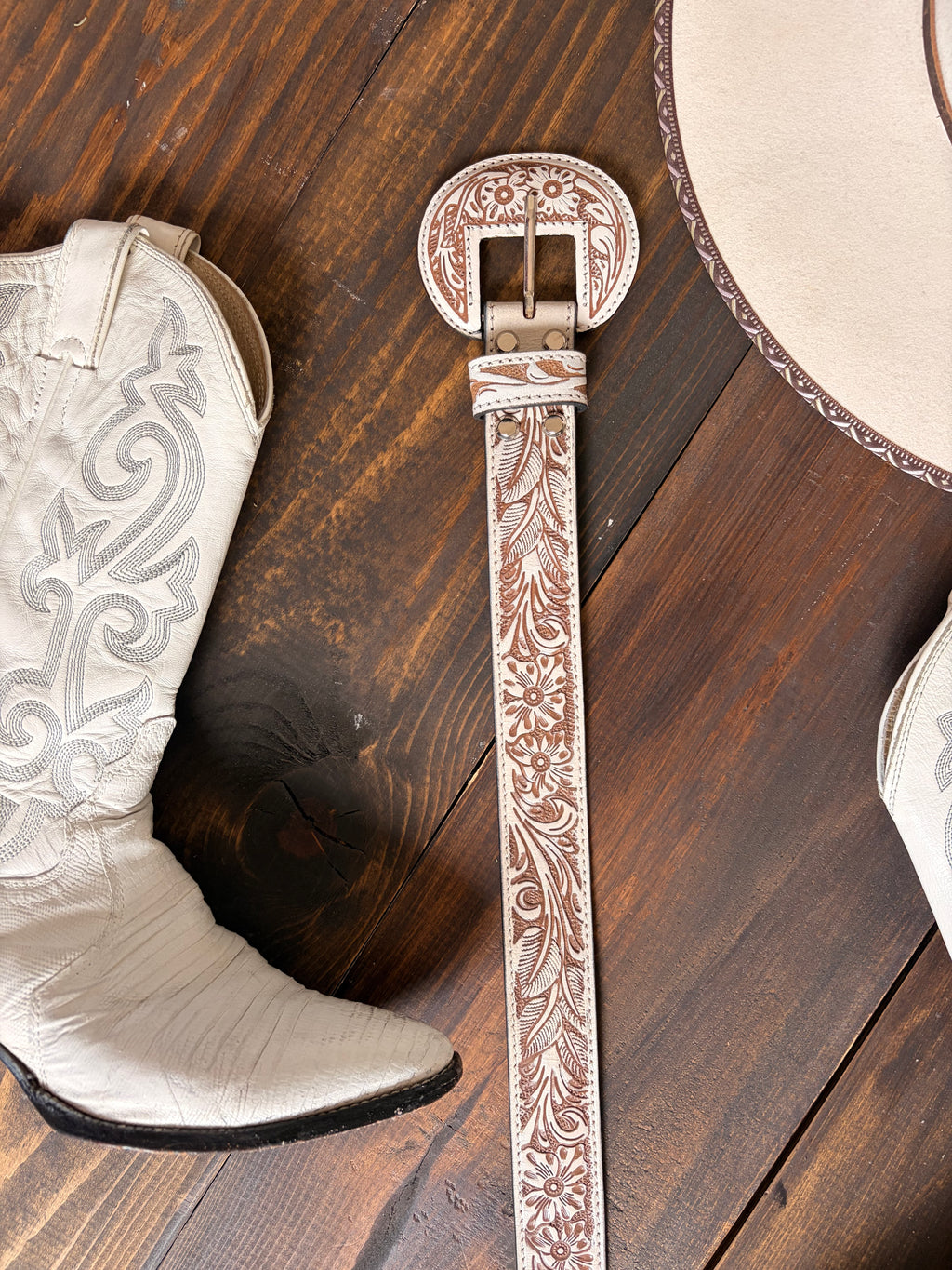 The saddle ridge tooled leather belt