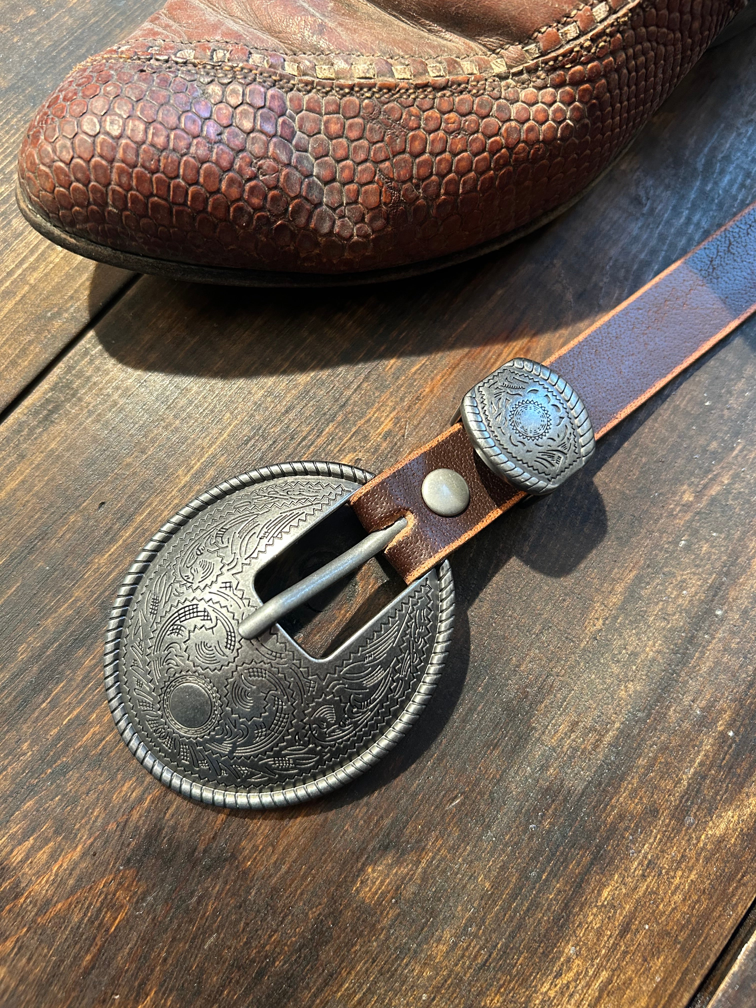 The high desert - genuine leather belt