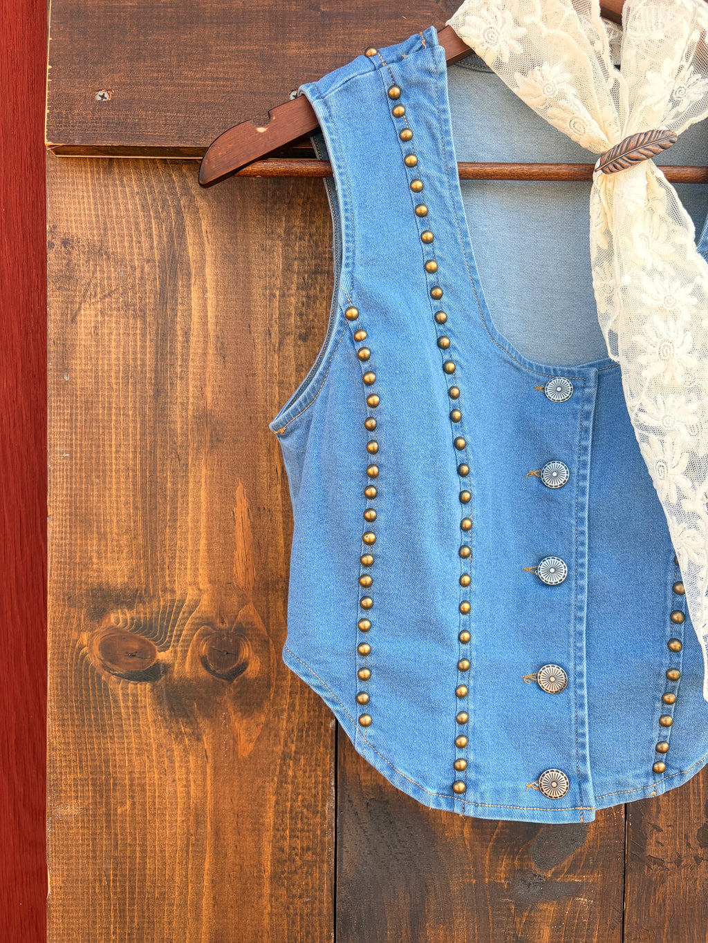 The midnight rodeo - studded vest