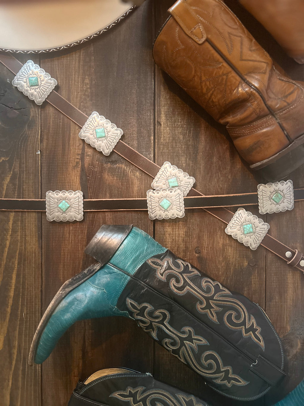 The rodeo rose - genuine leather belt