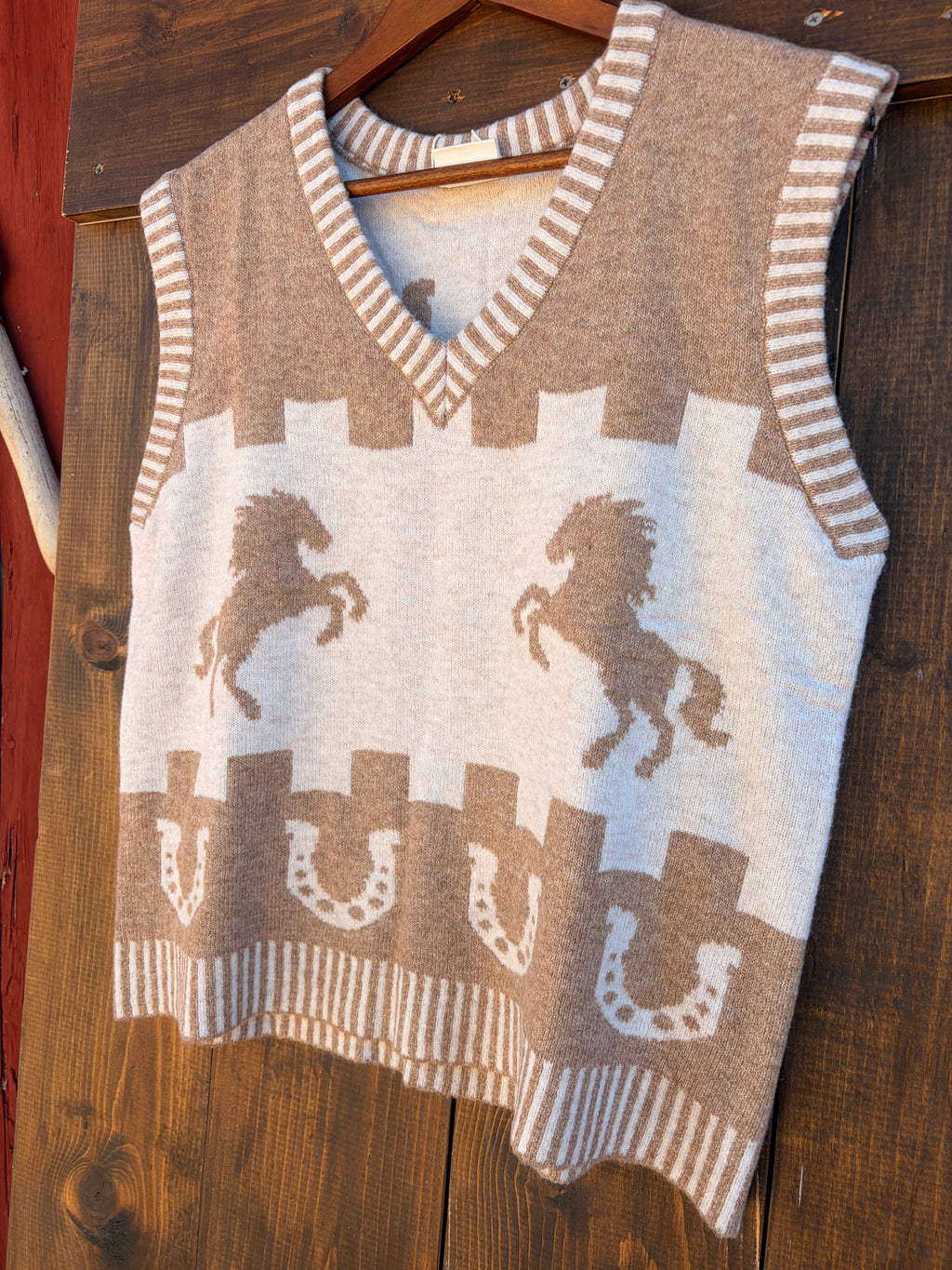 Horse country - sweater vest
