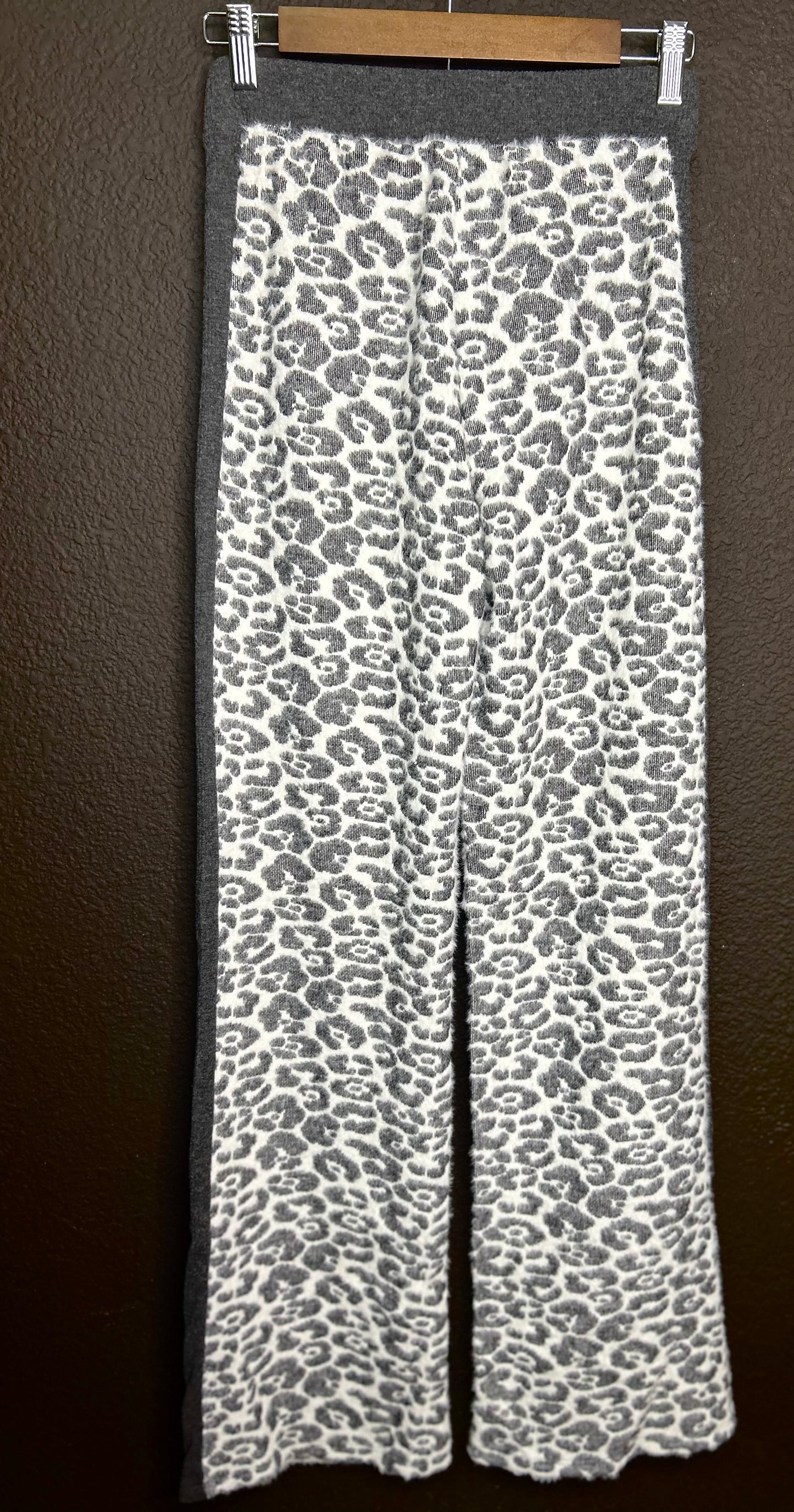 Cheetah print - lounge set