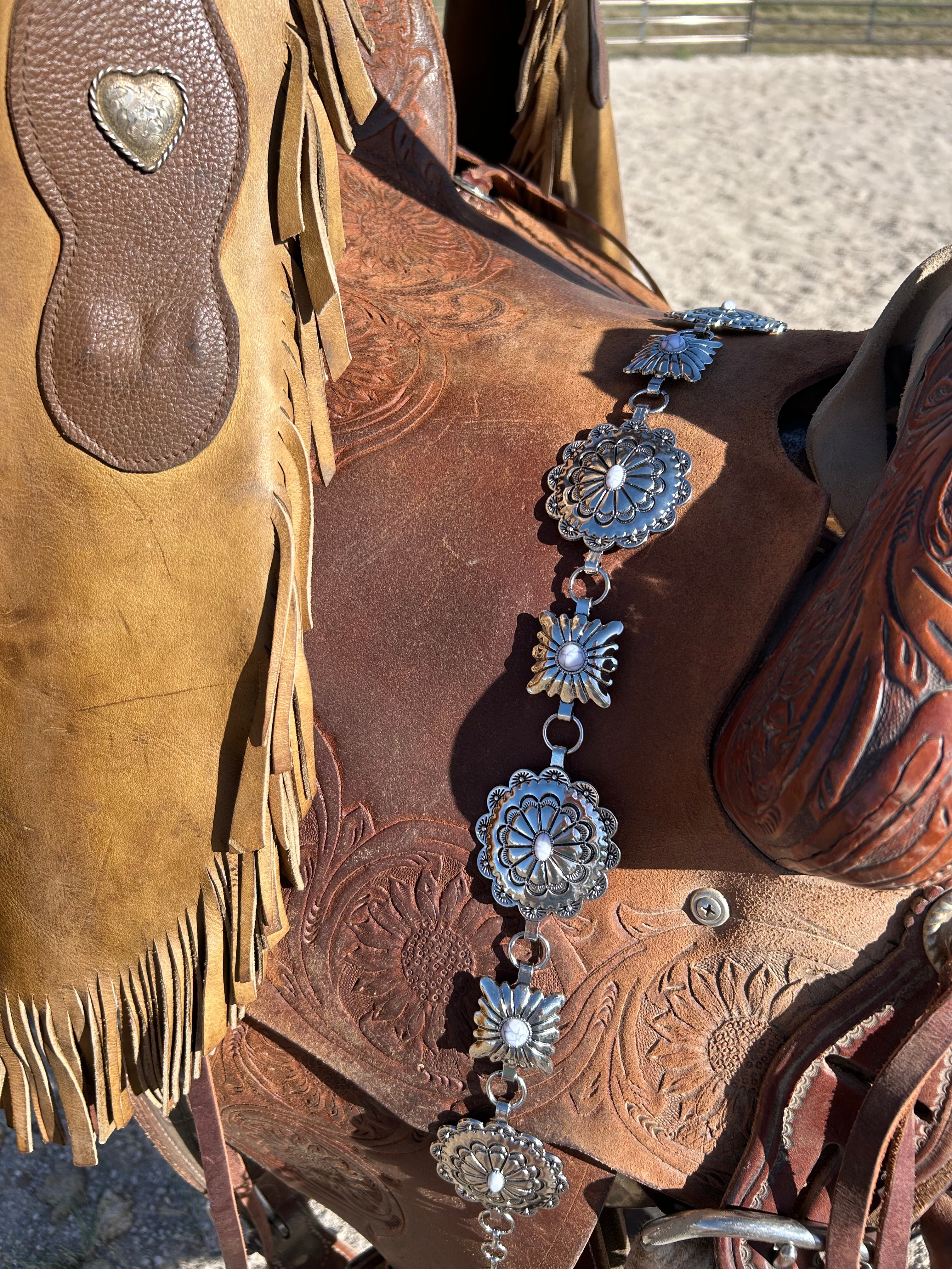 The modern cowgirl - concho belt