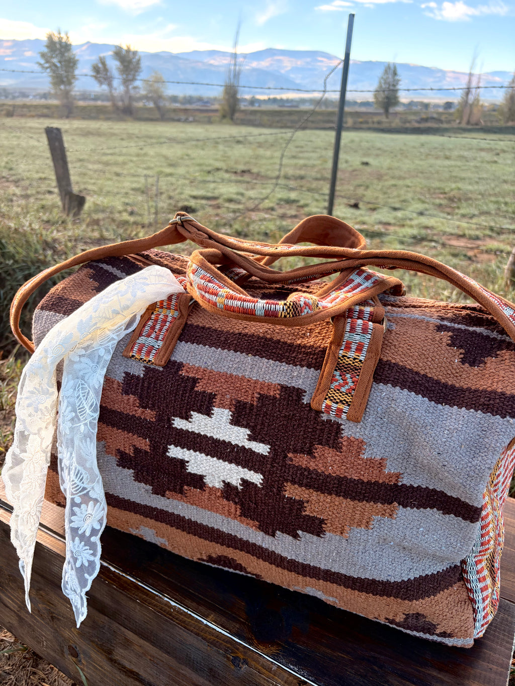 The cabin escape - weekender bag