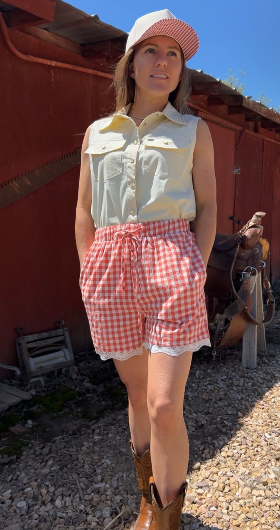 The settler shorts