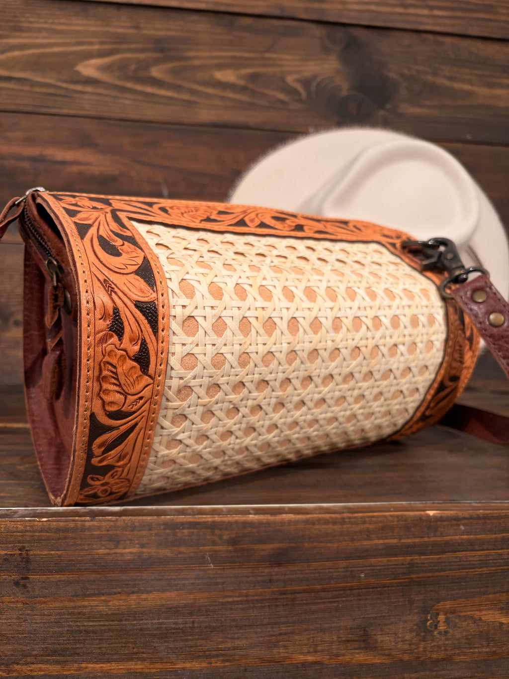 The wander west - crossbody