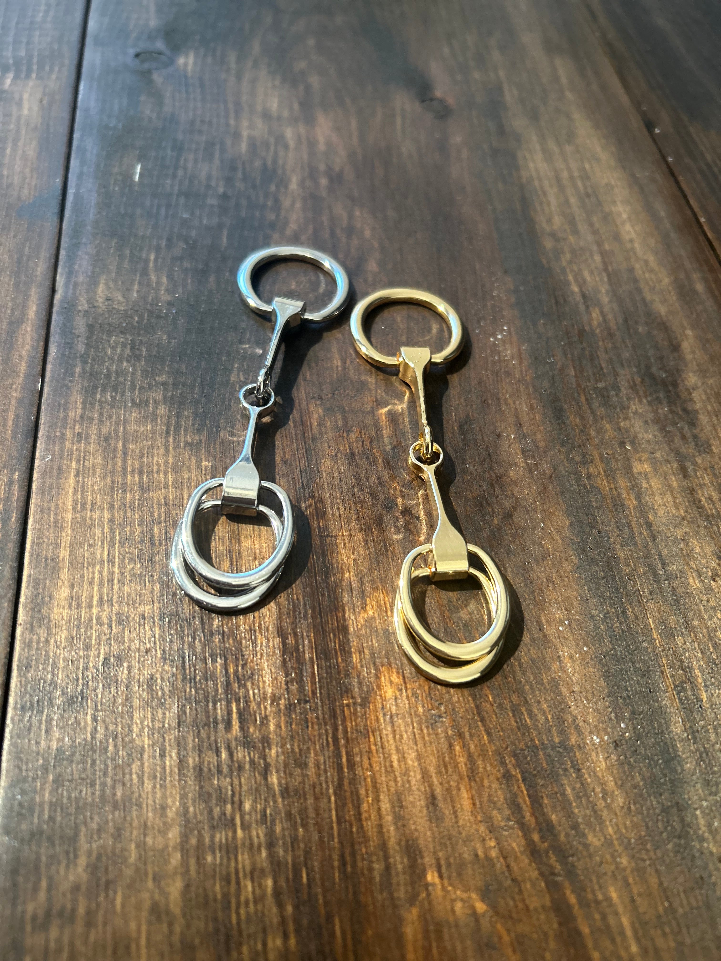 Snaffle bit twilly charm