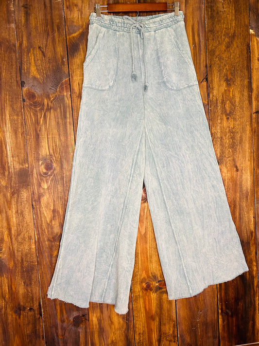 Relaxing Robin Wide Leg Pant